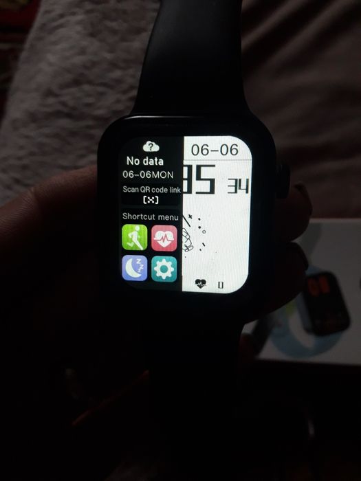 Смарт-часы. Р-н 17я Шк.