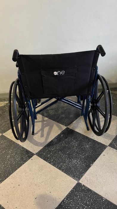 Cărucior xxl nou