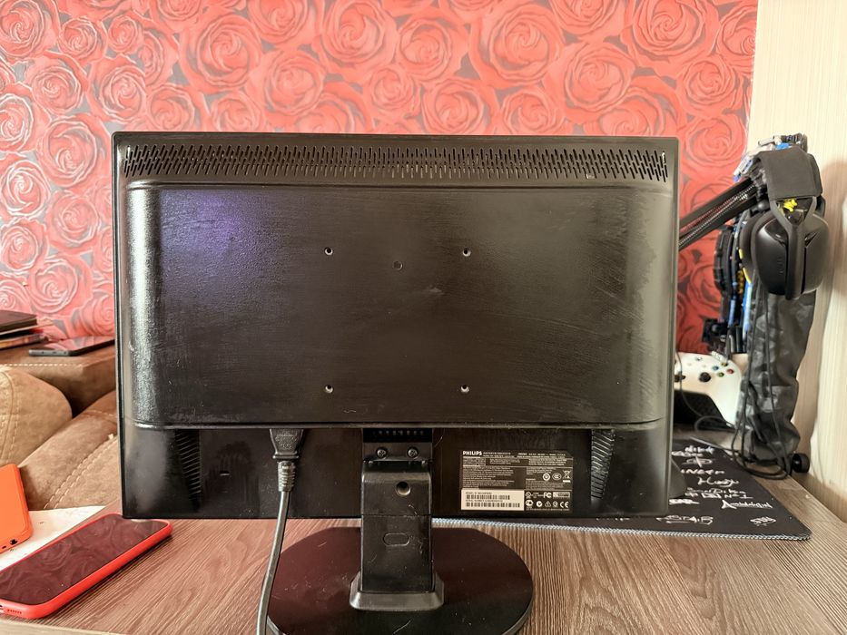 Монитор PHILIPS 190VW9 19" + VGA