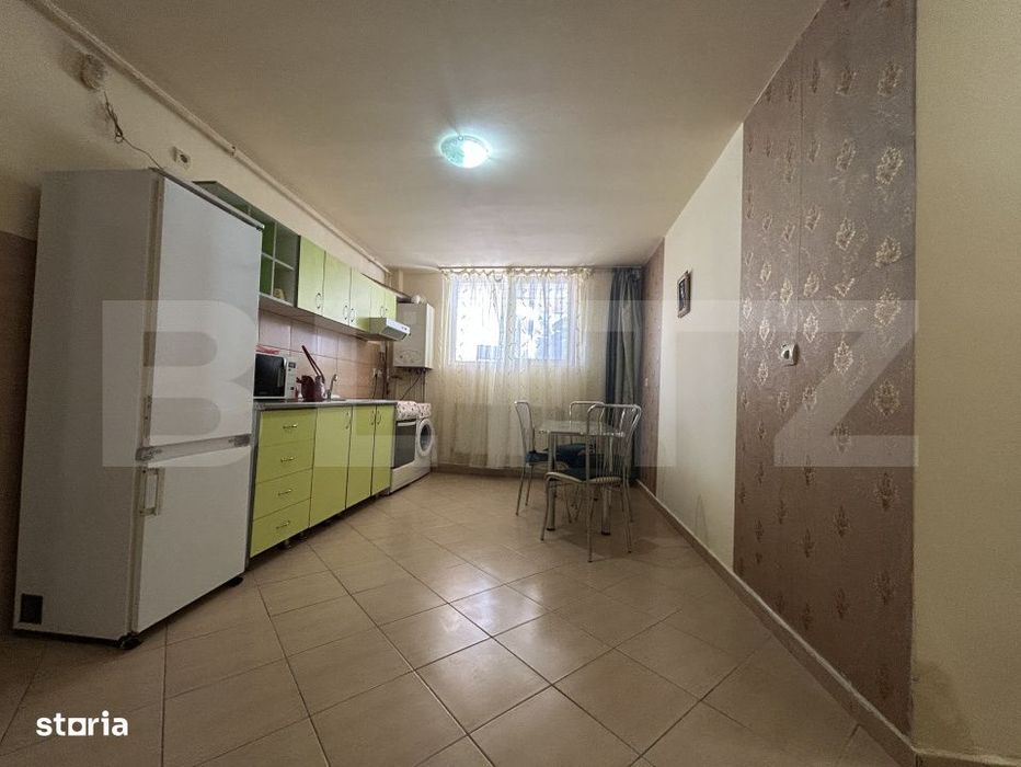 Apartament cu 3 camere, decomandat -  Gherla