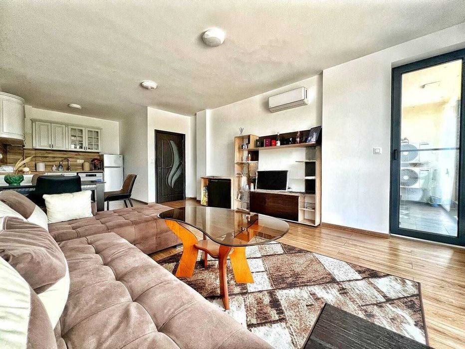 Продава се Двустаен апартамент в Пловдив, Център - 63 кв.м за 2365 €/кв.м - Снимка #1