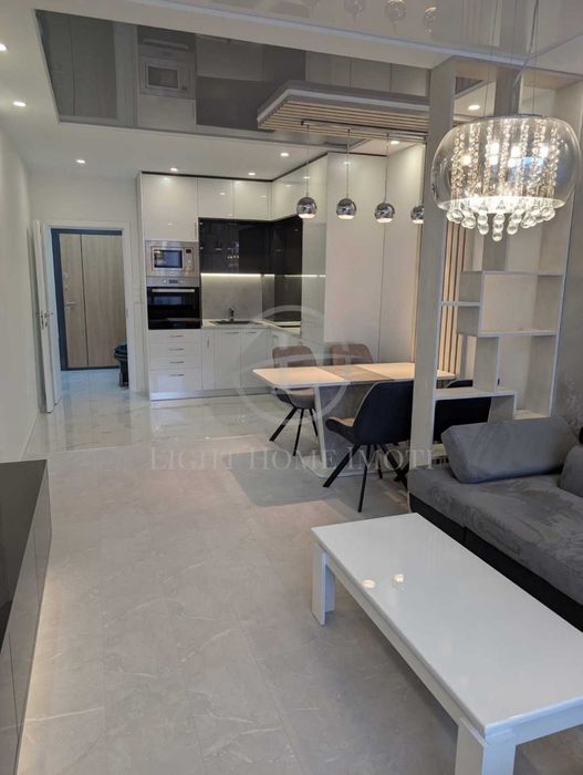 Продава се Двустаен апартамент в Пловдив, Тракия - 80 кв.м за 2038 €/кв.м - Снимка #2