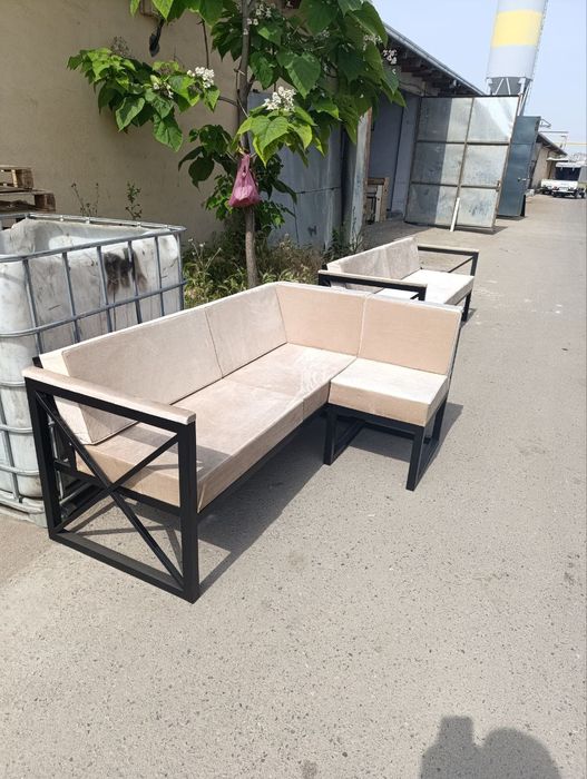 Zamonaviy divan — sifatli material, qulay dizayn va mijoz tanlovi!