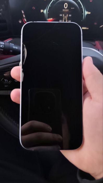 Продам Iphone 15