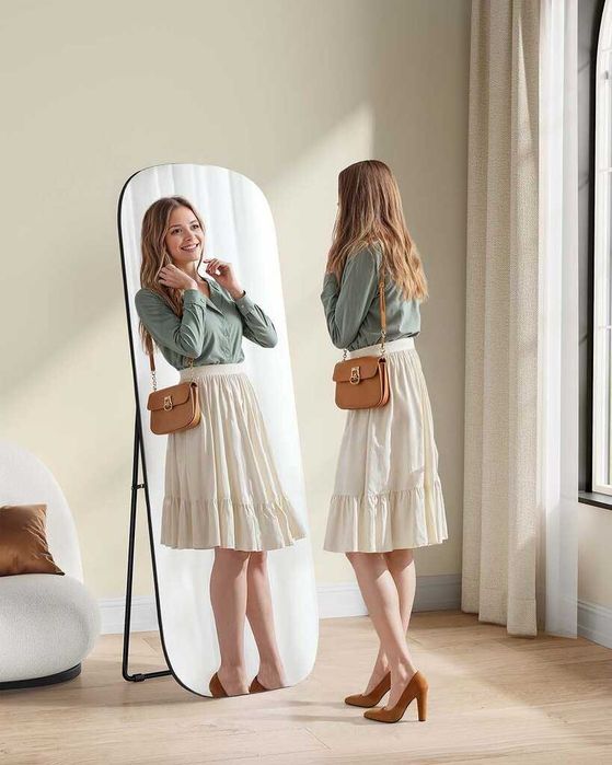 Цял ръст огледало