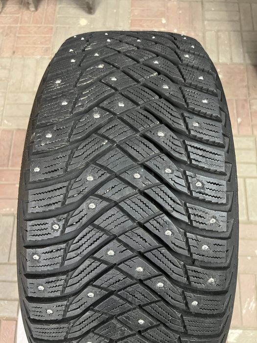 Goodyear Ultra Grip Artic 2