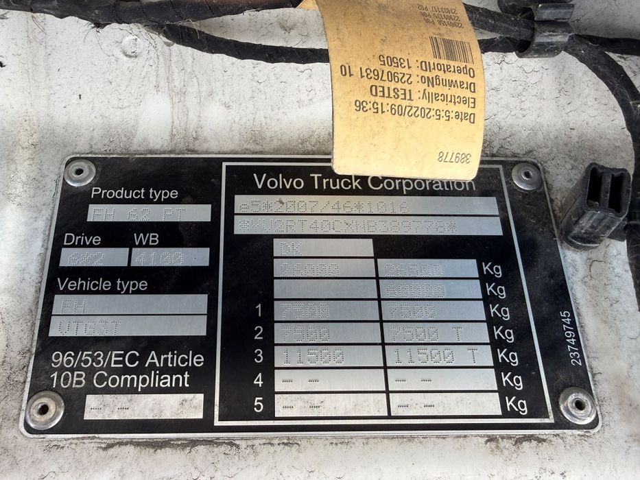Volvo fura tiyagach sotiladi