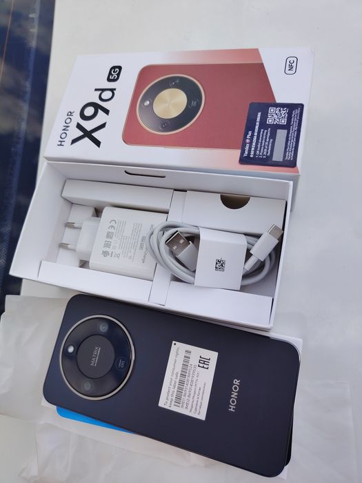Honor x9d 5g 1 haftalik yanggi tel  12+12/256