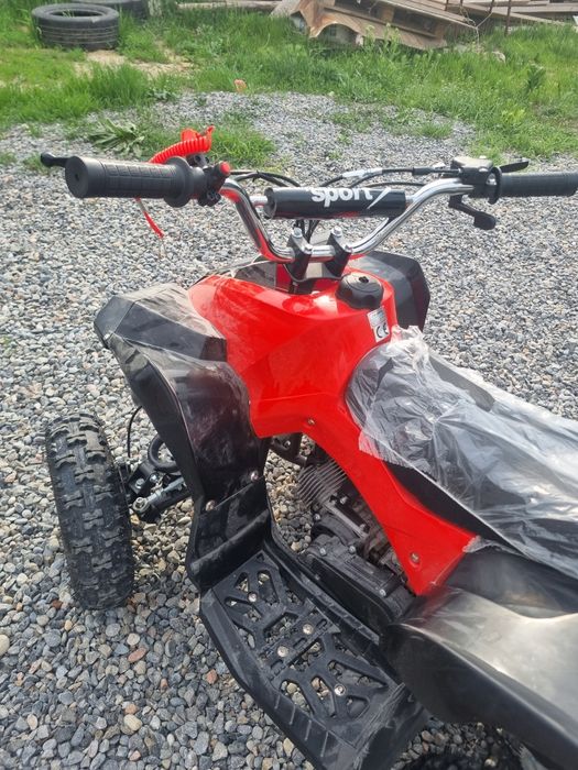 Квадроцикл детский бензиновый новый  не большой торг будет