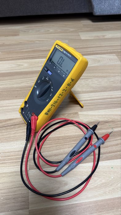 Multimetru Fluke 77 III Made in U.S.A