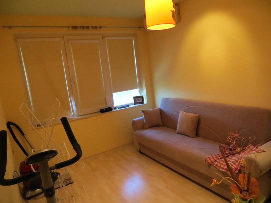 Тристаен , Бриз , Собственик