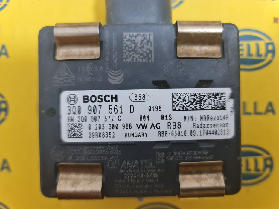 Senzor radar distronic acc VW Skoda Passat b8 Superb Octavia 3 Golf 7