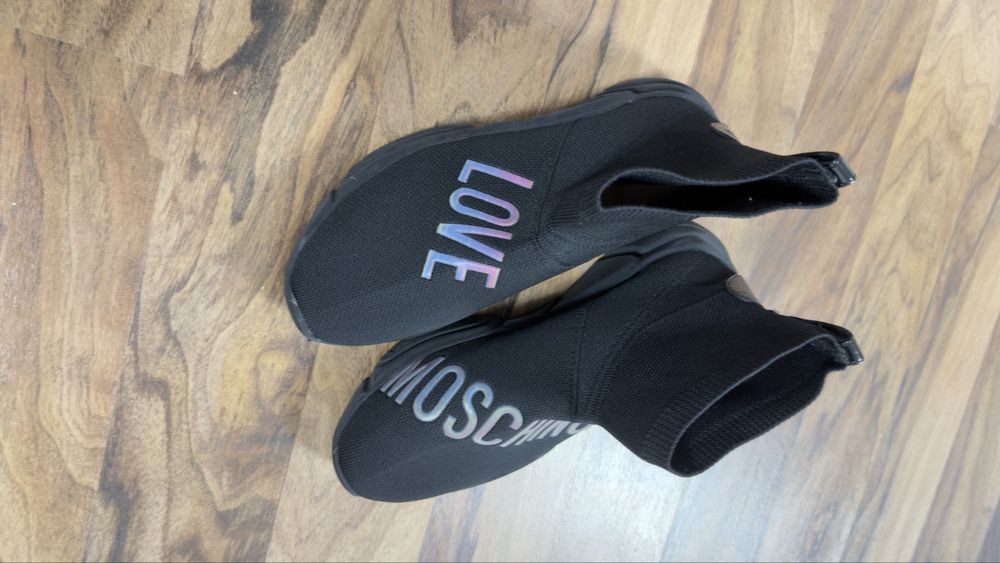 Incaltaminte Love Moschino