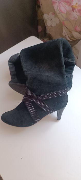 Продам сапоги (замша натуральная)