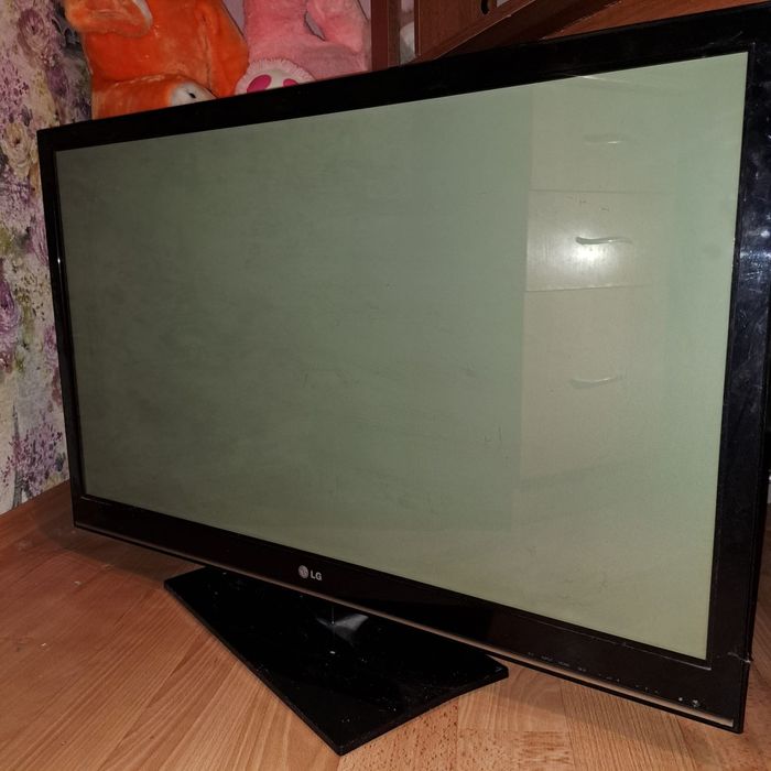 Продам телевизор