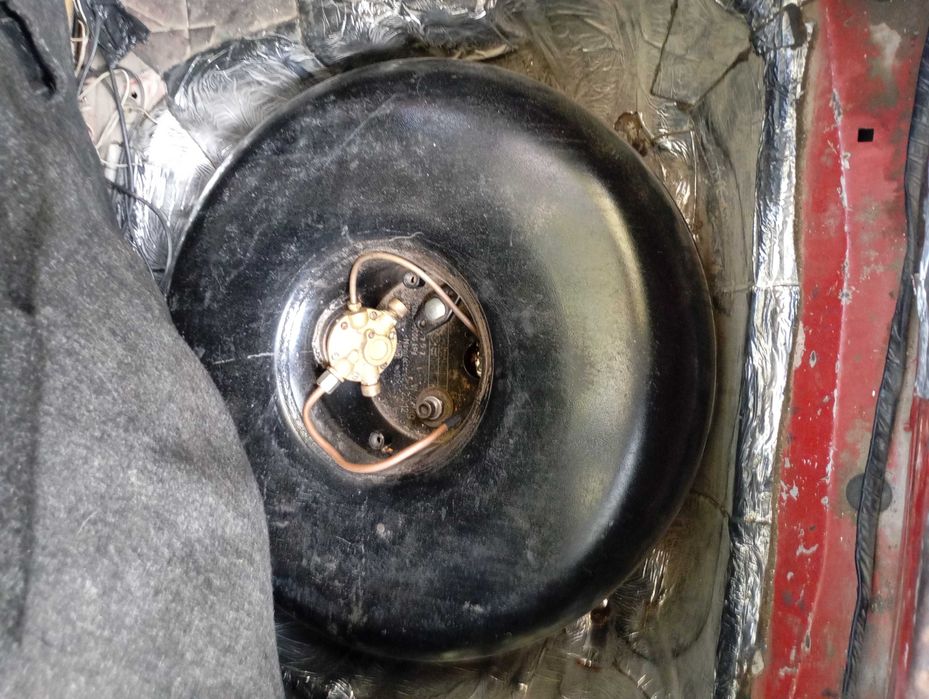 Автомобиль Ваз 2108