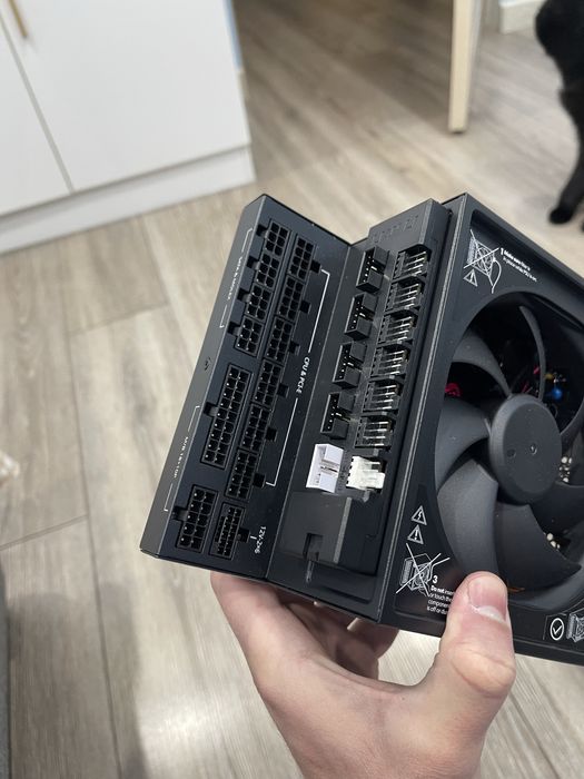 Блок питания Lian.Li 1200W