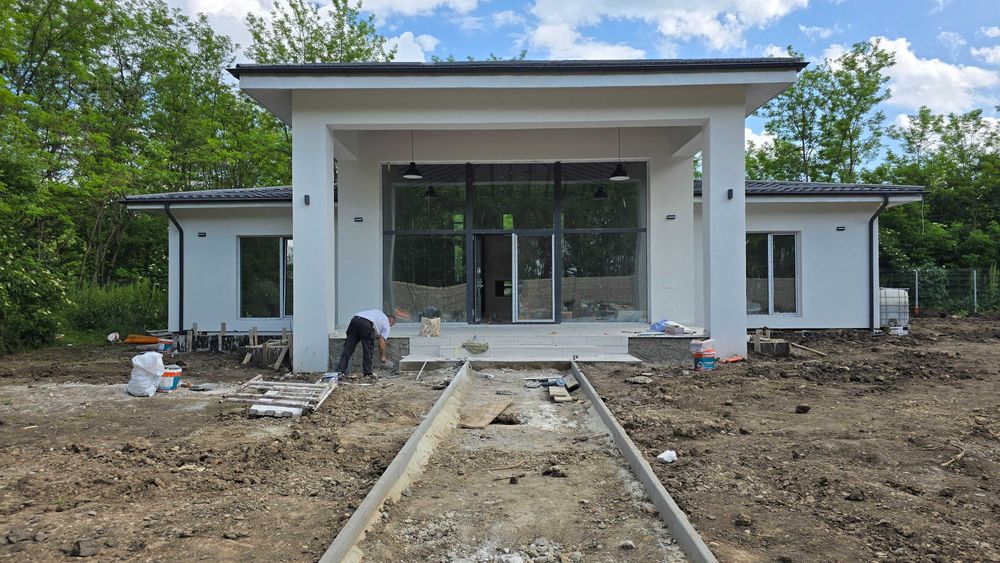 Constructii si renovari (case/ apartamente/ terase/ blocuri)