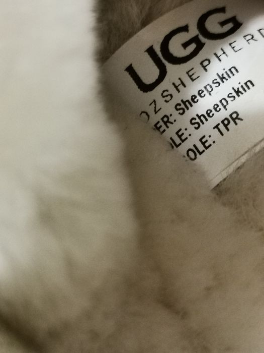 Papuci UGG noi, nepurtate