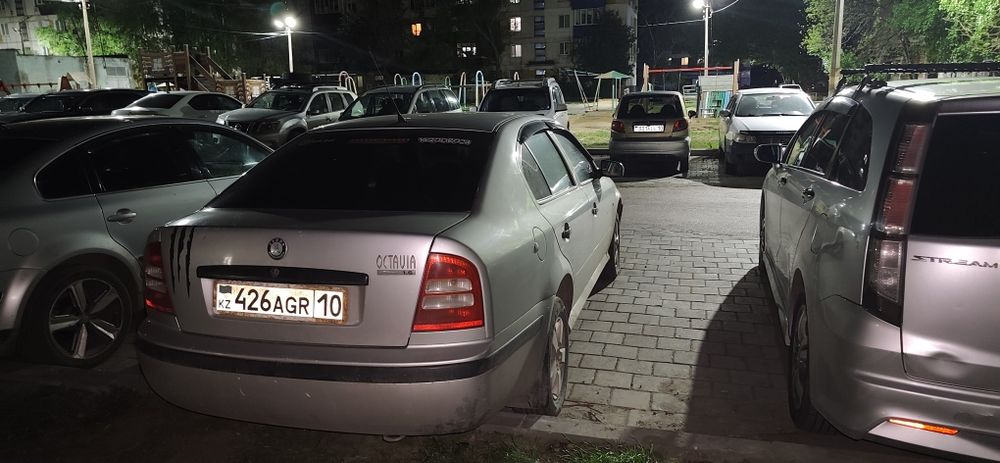 Продам Шкоду А4.