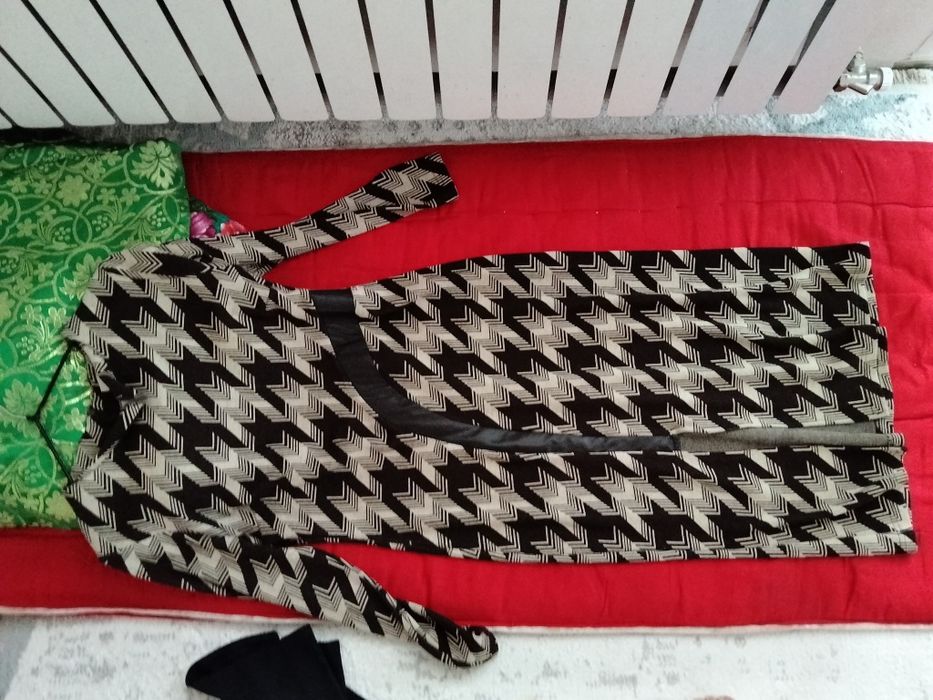 Продам эти 3 платья