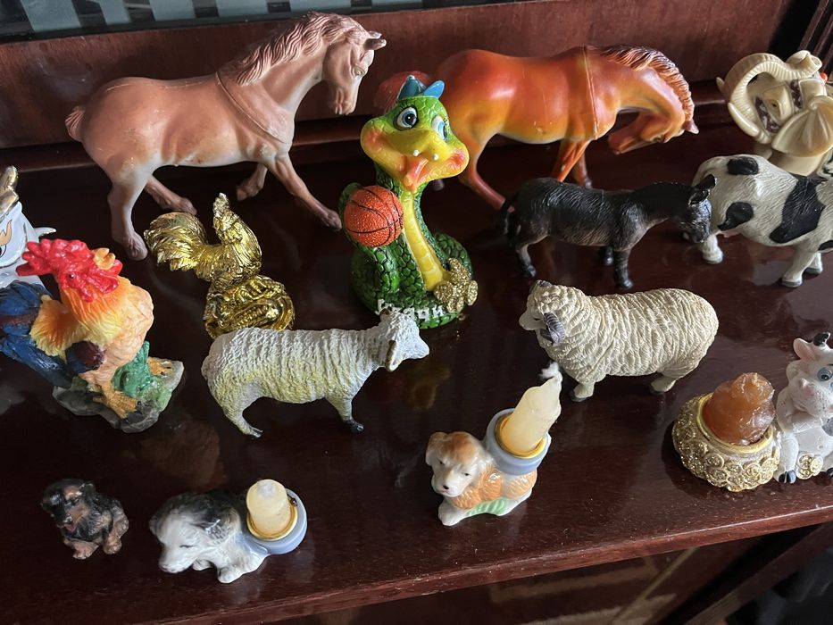 Фигурки животных.