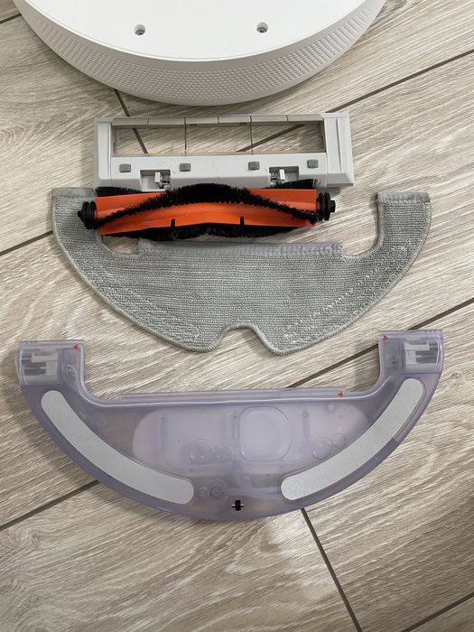 Продам пылесос Xiaomi Robot Vacuum X10