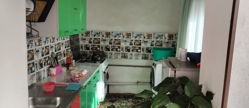 Ховли уй сотилади