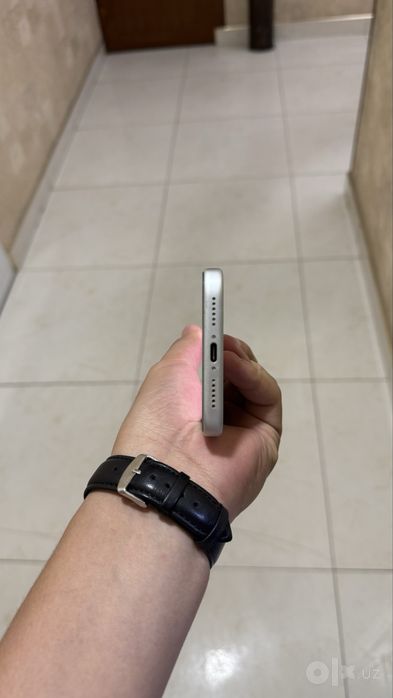 iPhone 17 Pro Max bez imeyka e sim