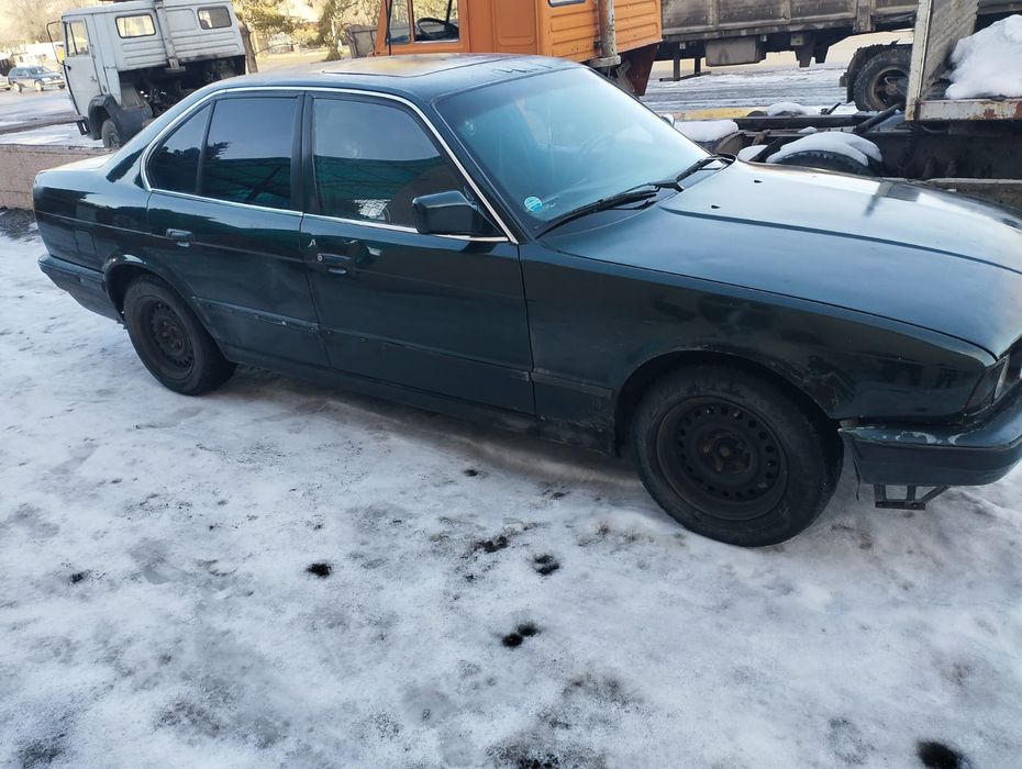 Продам БМВ срочно