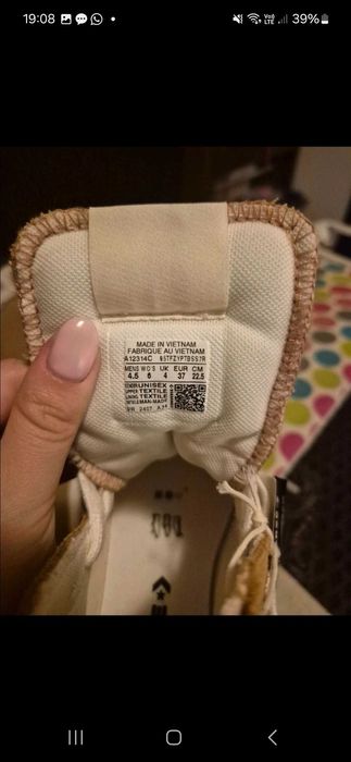 Converse Chuck Taylor Cruise