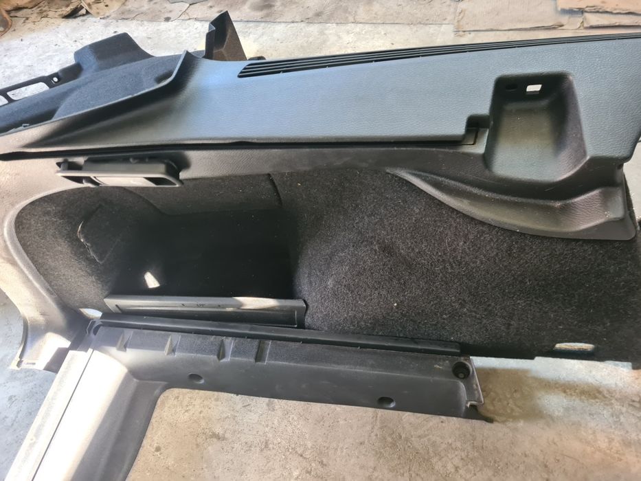 Laterala portbagaj Passat B7 break