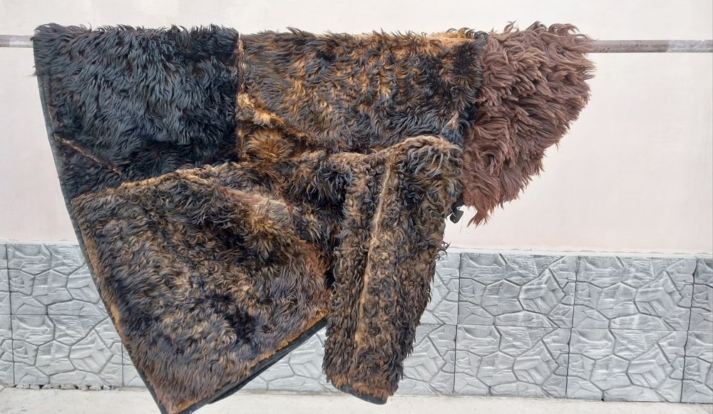 Тон тулуп тёплый!