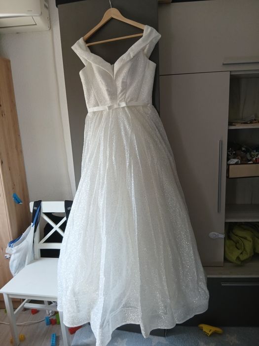 Rochie de mireasa stil printesa