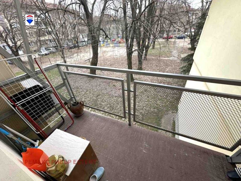 Продава се Тристаен апартамент в Русе, Здравец Изток - 71 кв.м за 1035 €/кв.м - Снимка #11