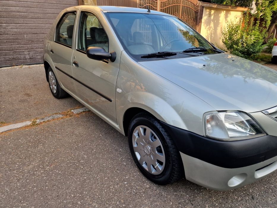 DACIA Logan