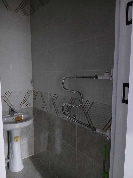 Yangi 2 xonalai kvartira sotiladi