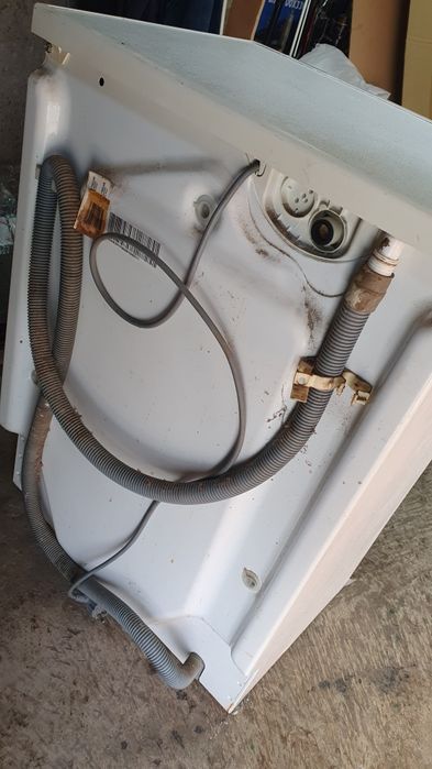 Продам стиральную машину