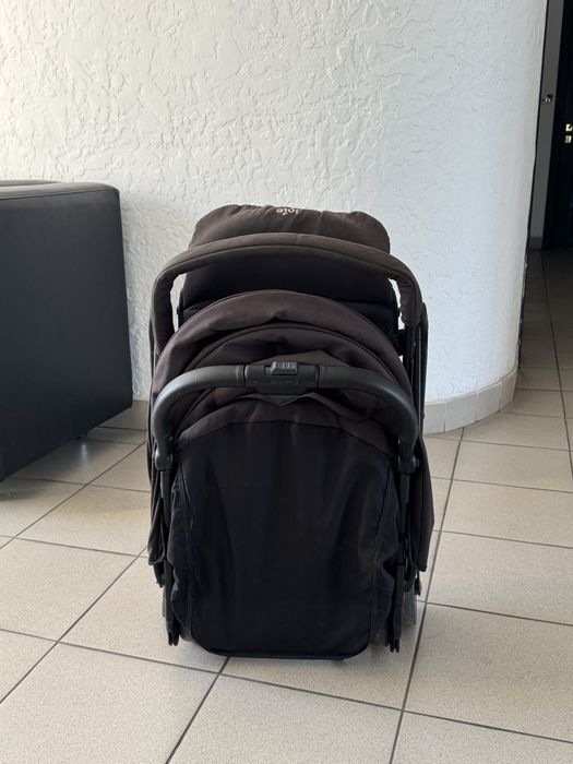 Прогулочная коляска Joie