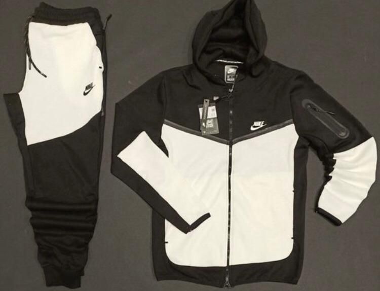 Trening nike tech