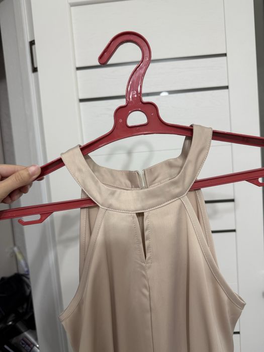 Продам платья и юбку