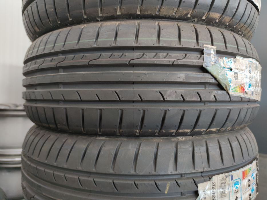4бр Нови летни гуми 205 60 16 - Dunlop