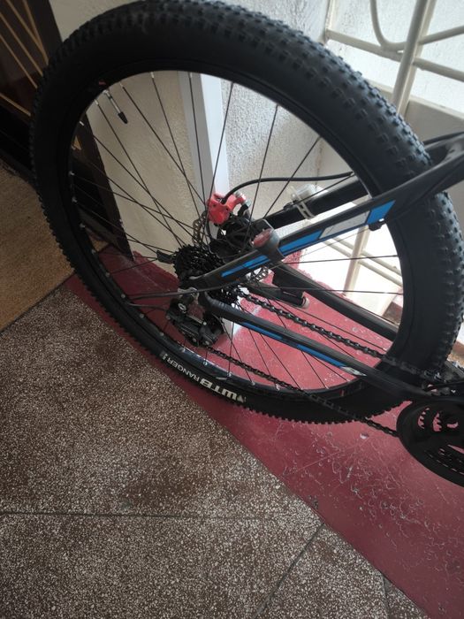 Vând bicicleta profesionala cu toți nunckhe prof de 29 inch
