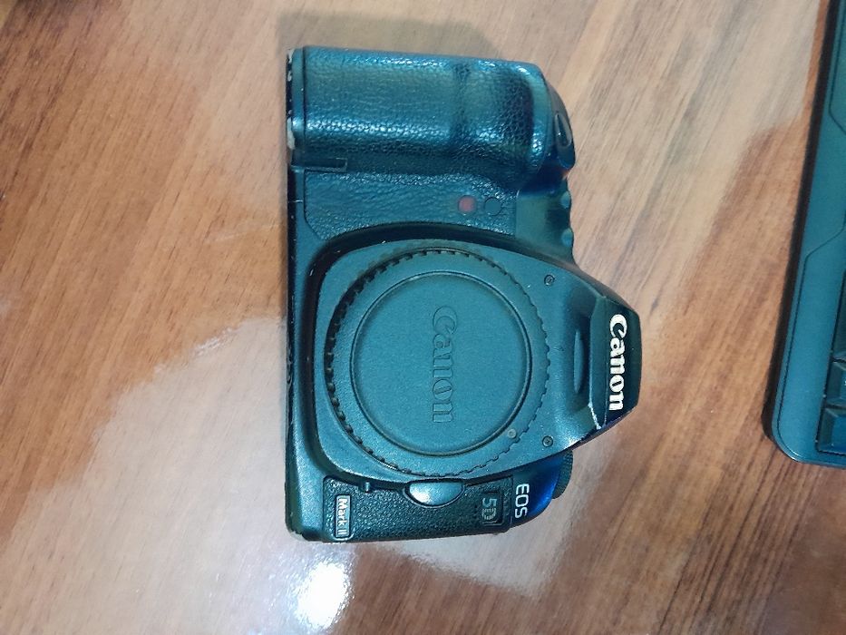 Canon 5 D marq II bodiy