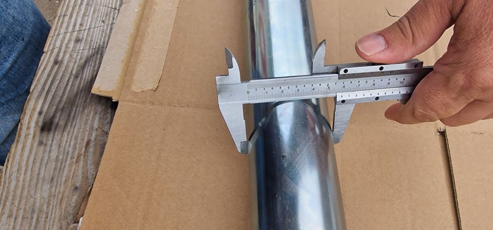 Roata de sprijin remorca automata suport tip B 200X60mm, 
Distanta