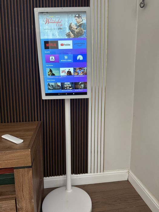 планшет на колесах