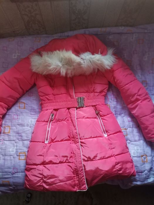 Продаю женские куртки