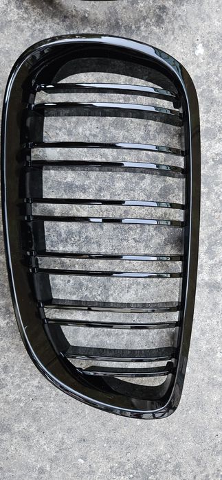 Бъбреци  реплики (решетка) за BMW E92