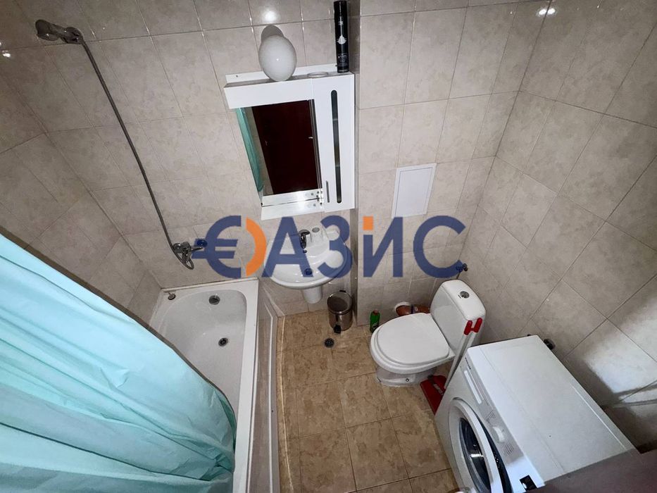 Продава се Двустаен апартамент в Ахелой - 65 кв.м за 556 €/кв.м - Снимка #12