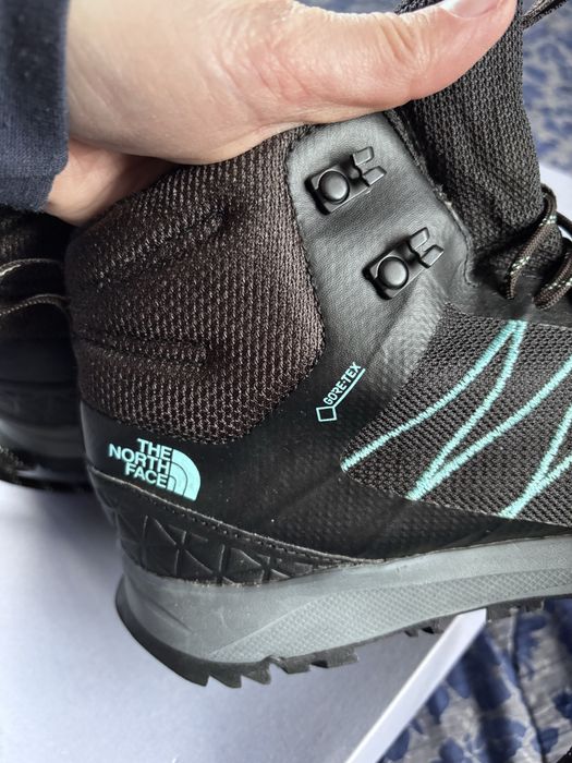 Високи обувки THE NORTH FACE GORE TEX 39,5